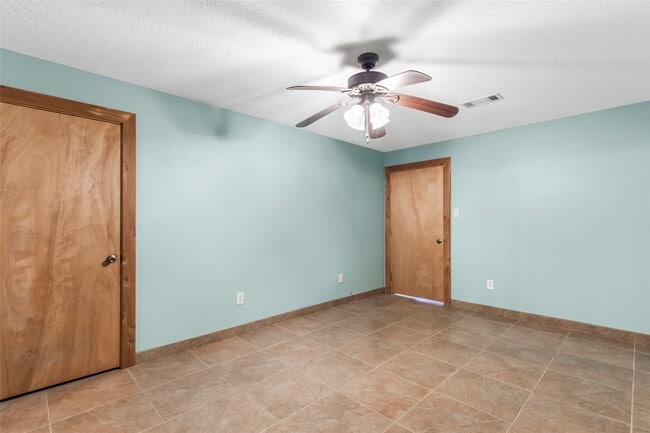 Building Photo - 4161 FM 2666 Rd