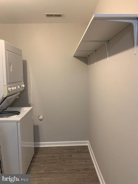 Building Photo - 8717 Forest Glen Cir