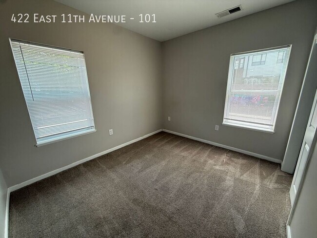 Building Photo - 422 E 11th Ave