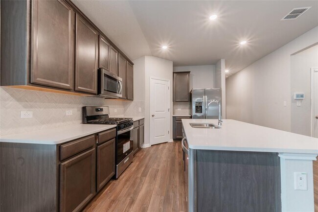 Building Photo - 1642 Settlers Glen Dr