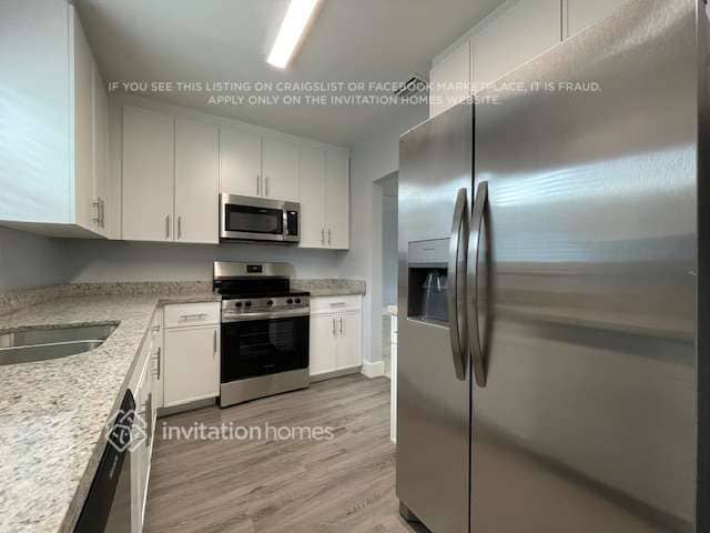 Building Photo - 3120 SW 27th St