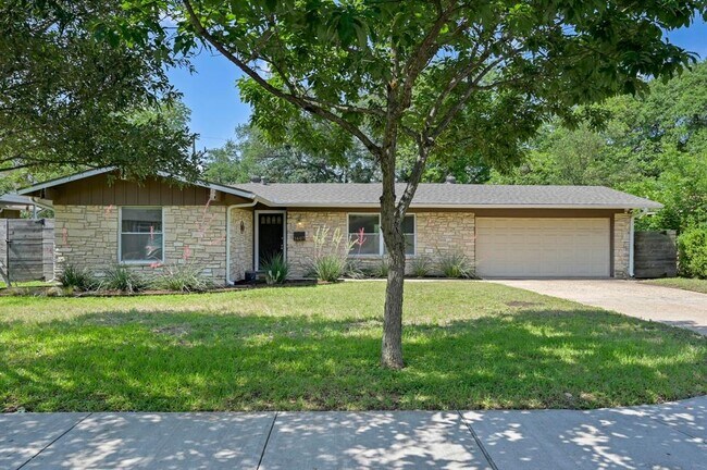 Primary Photo - 1607 Glencrest Dr