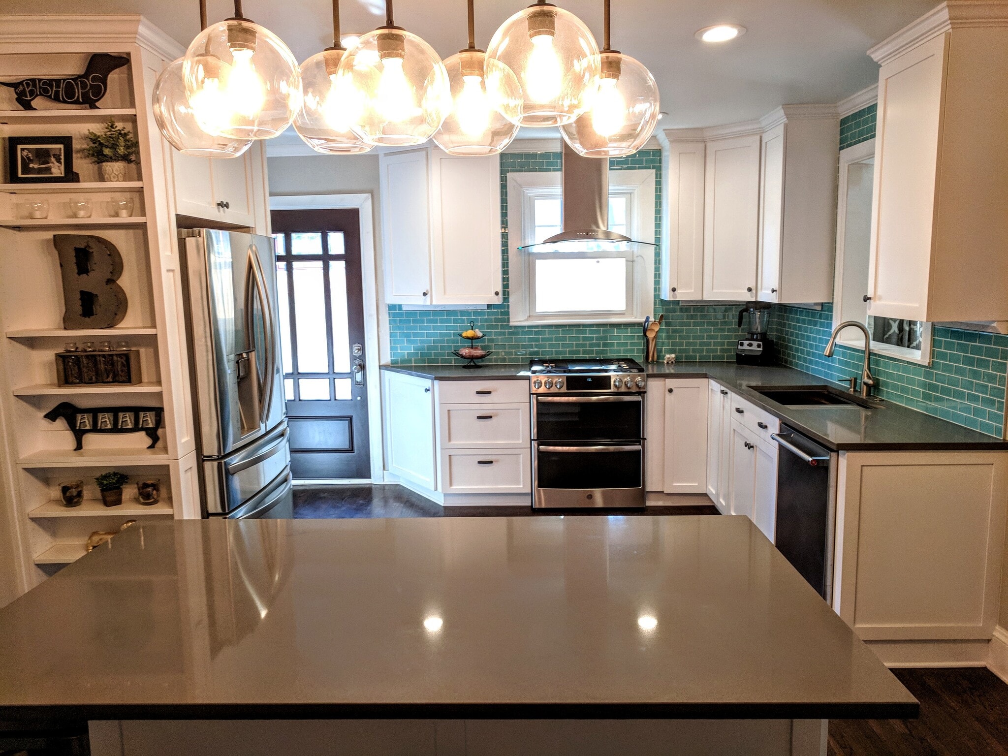 Kitchen - 1627 Nassau Blvd