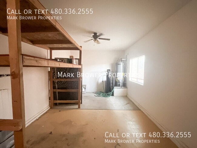 Building Photo - 724 W Dragon Tree Ave