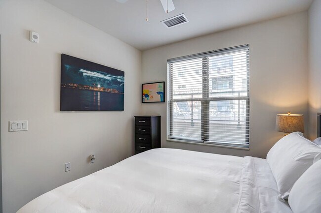 Building Photo - 5022 American Pkwy