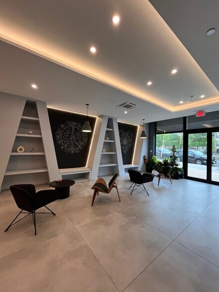 Building Photo - 543 Martin Luther King Jr Dr