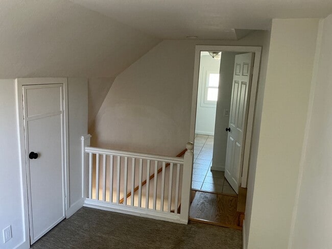 Building Photo - Beautiful 4 Bedroom 2 Bath Home in Old Tow...