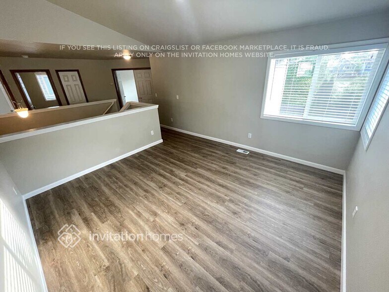 Building Photo - 15404 87th Ave E