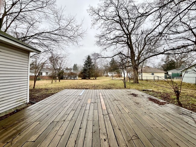 Building Photo - Three Bedroom Home in Muskegon