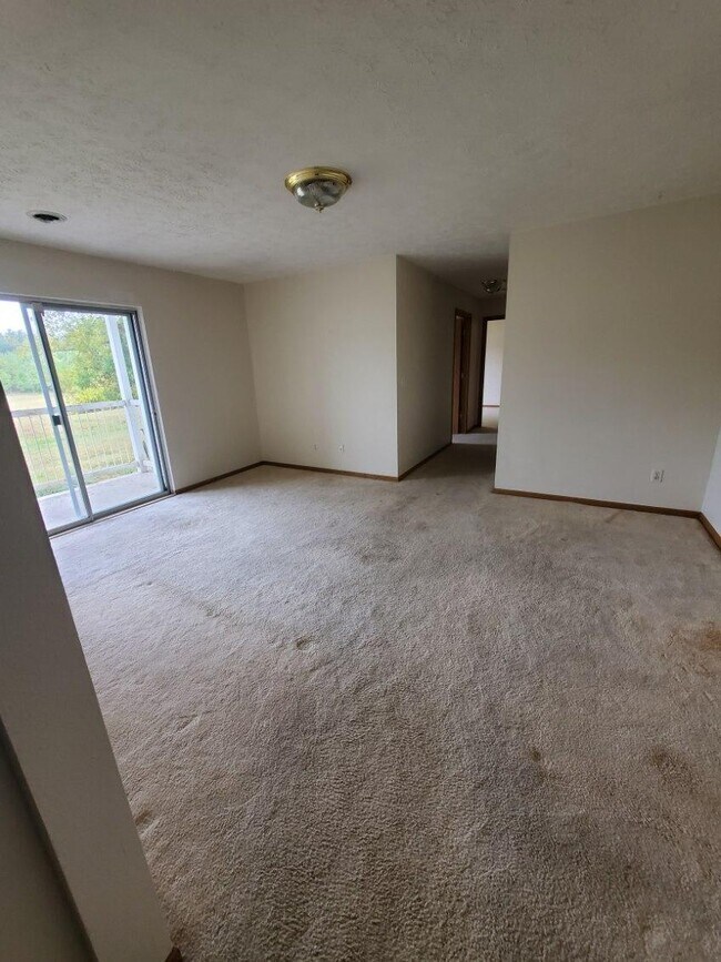 Building Photo - 2022 N Section St