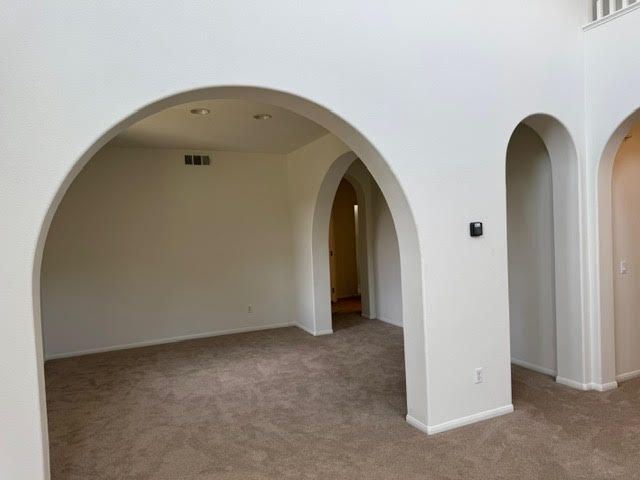 Building Photo - 14882 Meridian