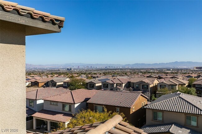 Building Photo - 172 Petaluma Valley Dr