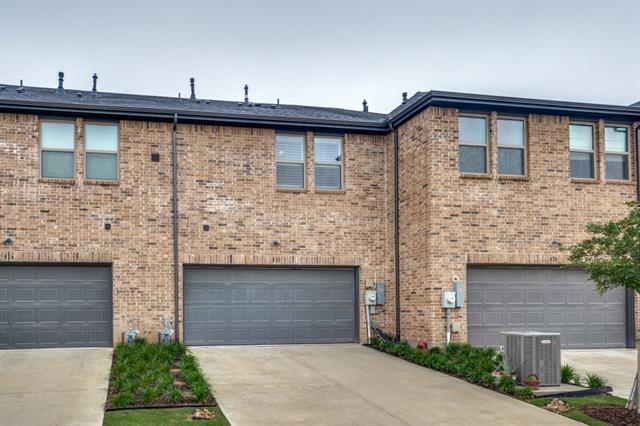 Building Photo - 420 Parkside Dr
