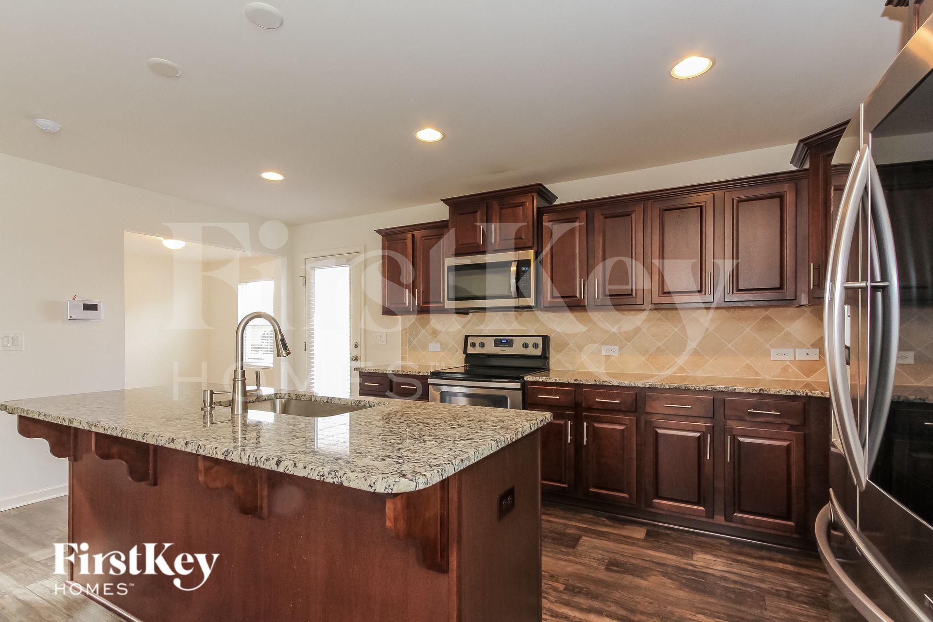 Building Photo - 147 Hidden Lakes Rd