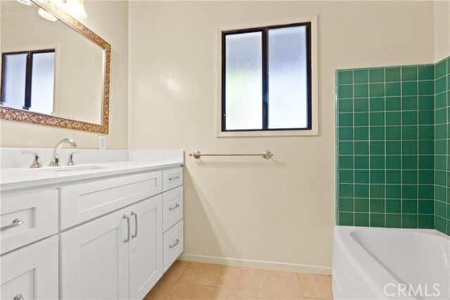 Building Photo - 15846 Janine Dr