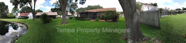 Building Photo - 16214 Pebblebrook Dr