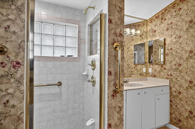 Building Photo - 69 Eagle Harbor Trail