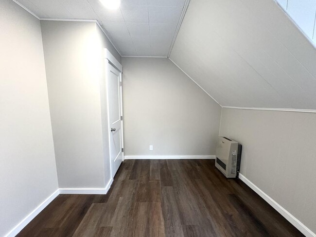 Building Photo - 28 Bartlett St