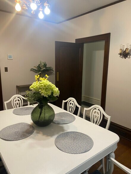 Building Photo - 301 Bingham Ave