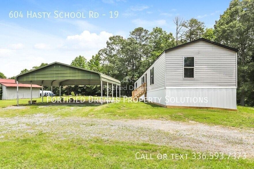 Building Photo - 604 Hasty School Rd