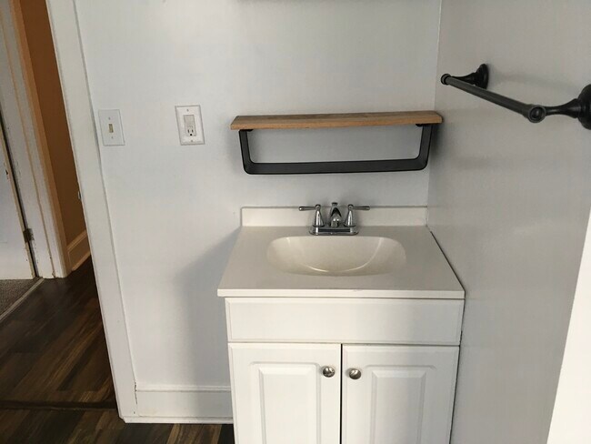 Building Photo - 312 Wayne St