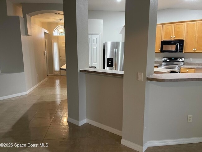 Building Photo - 1044 Sedgewood Cir