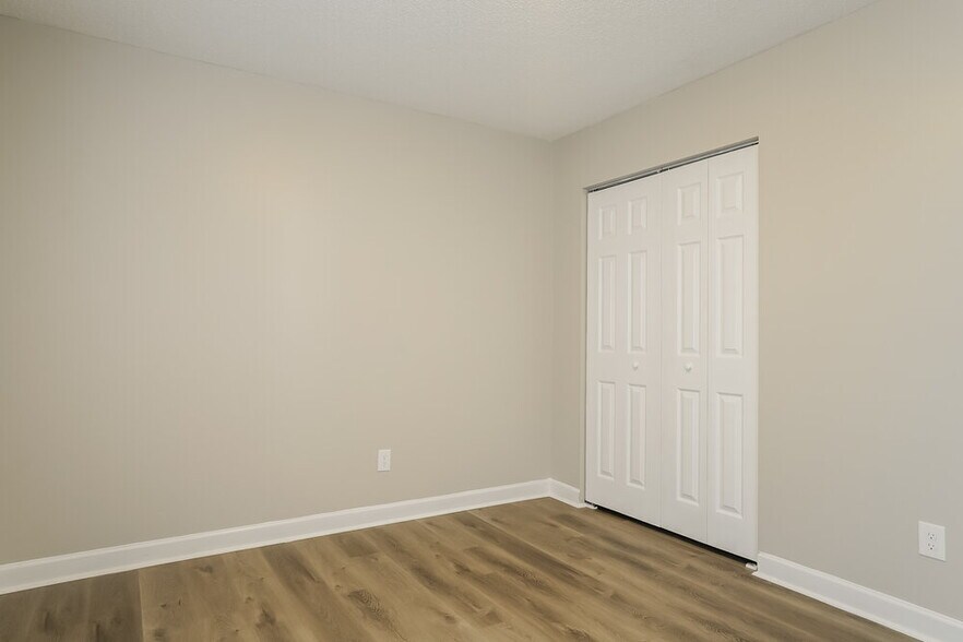 Building Photo - 5644 Tealbrook Dr