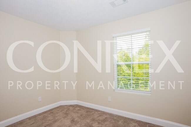 Building Photo - 3 Bed, 2.5 Bath, Available Now