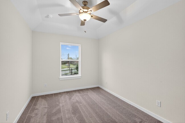 Building Photo - 9113 Highland Northern Wy