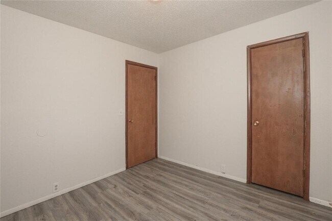 Building Photo - 24 SW 54th St