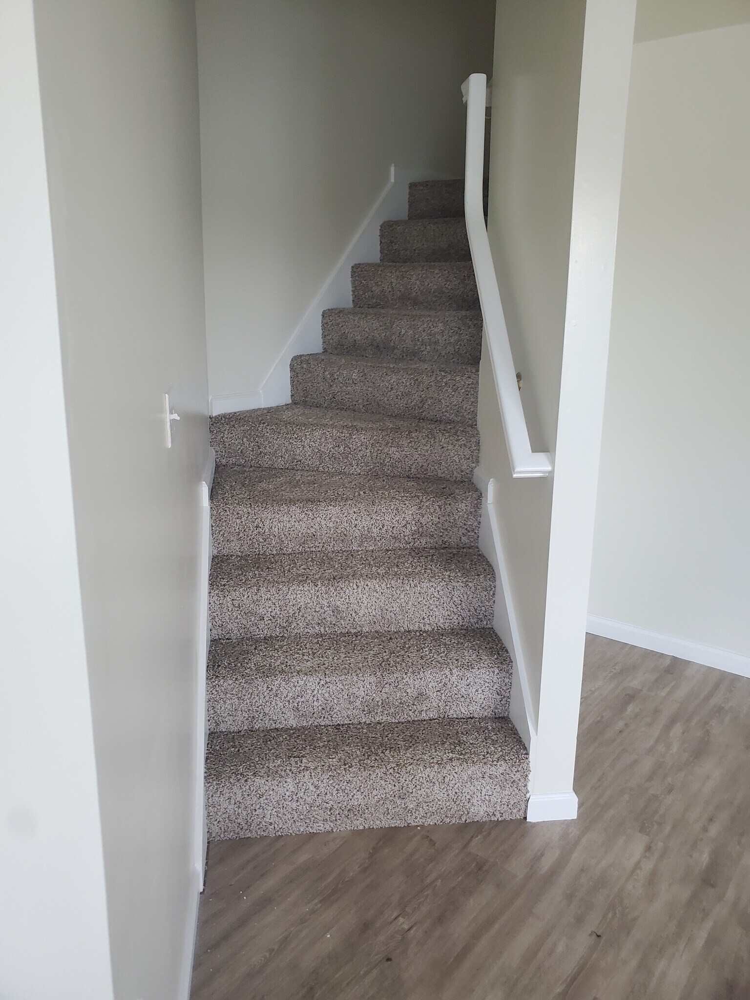 Stairs to top - 59 Sopwith Way