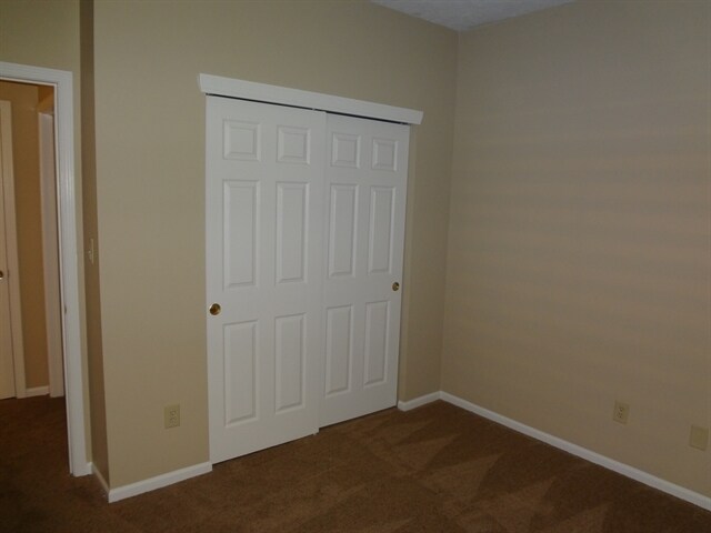 Building Photo - 613 Burr Oak Dr