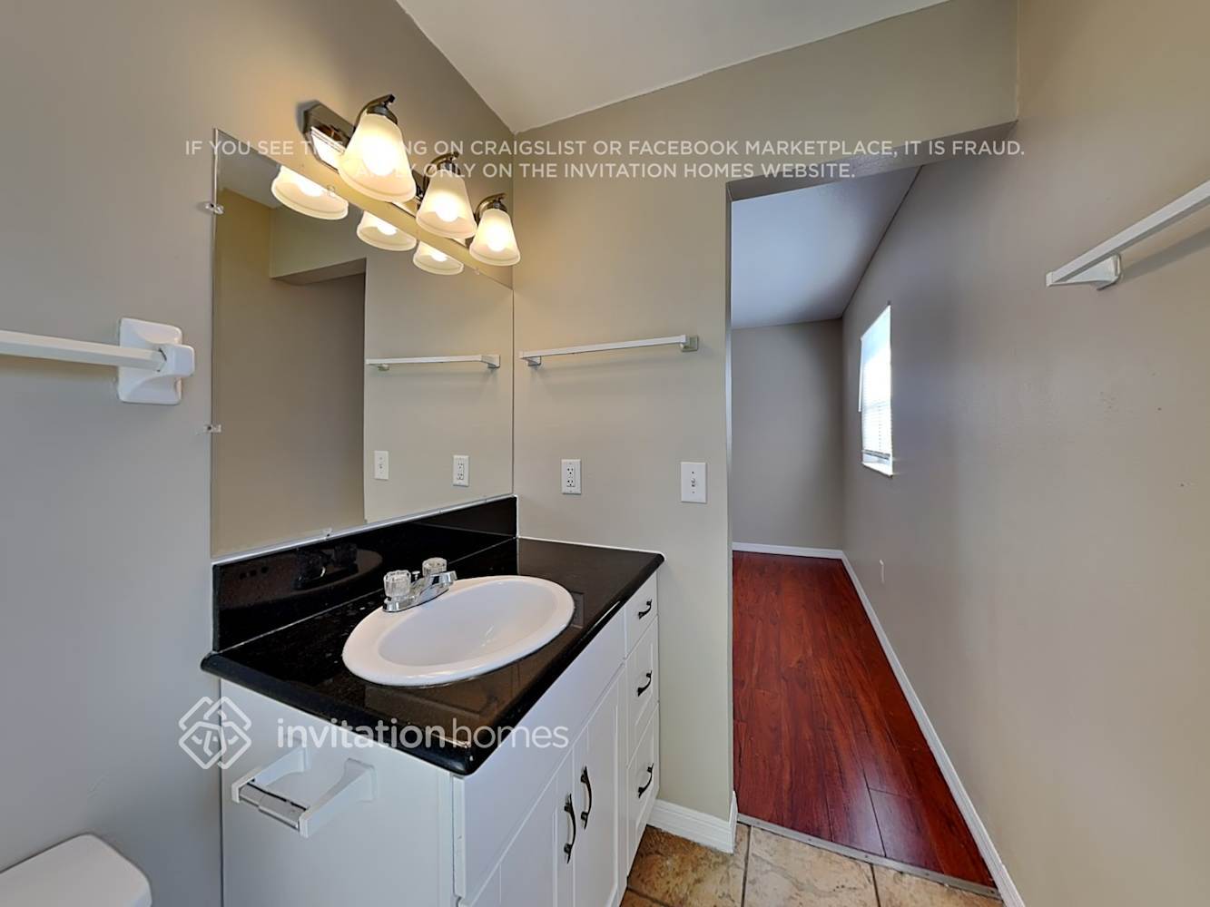 Building Photo - 808 65th Ave W