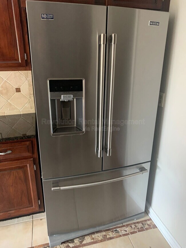 Building Photo - 8373 Brewer Rd