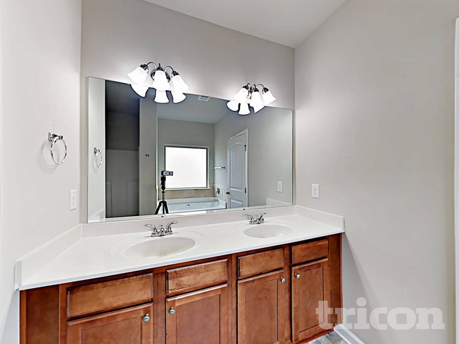 Building Photo - 5702 Pahaska Ct