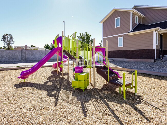 Building Photo - 8958 Wilroy Rd