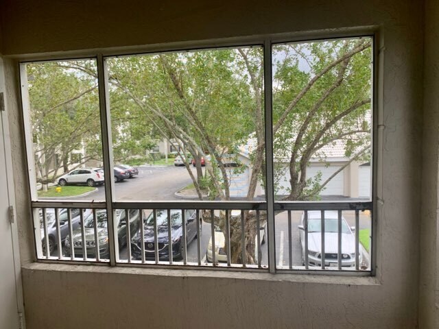 Building Photo - 2881 N Oakland Forest Dr