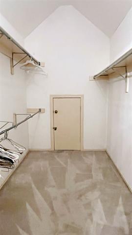 Building Photo - 3224 Plumstead Dr