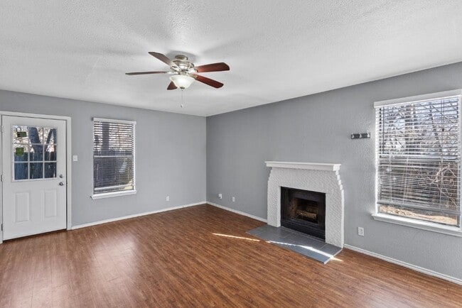 Building Photo - 9203 Kempler Dr