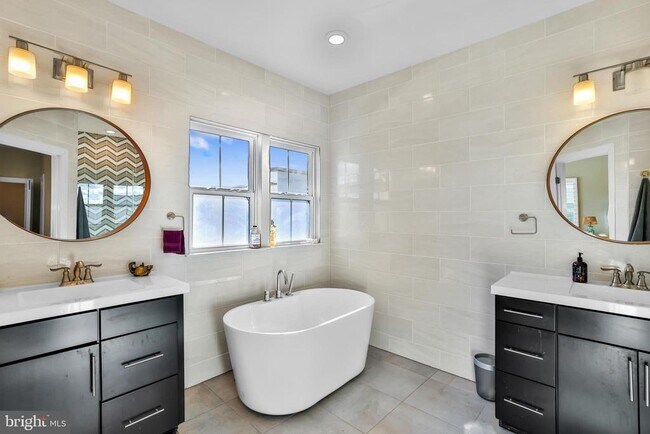 Building Photo - 3310 Tribune Ct