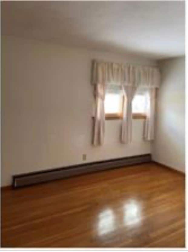Building Photo - 425 E Benita Blvd