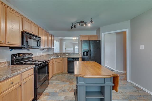 Building Photo - 113 Arrowhead Dr