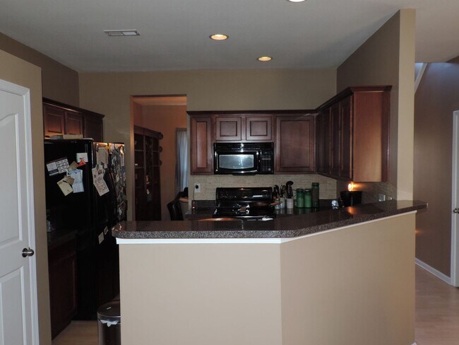 Building Photo - 5 BR/3BA | Newly Renovated Single Family Home |Wheelchair accesible room | Near Pharr Mill Park!