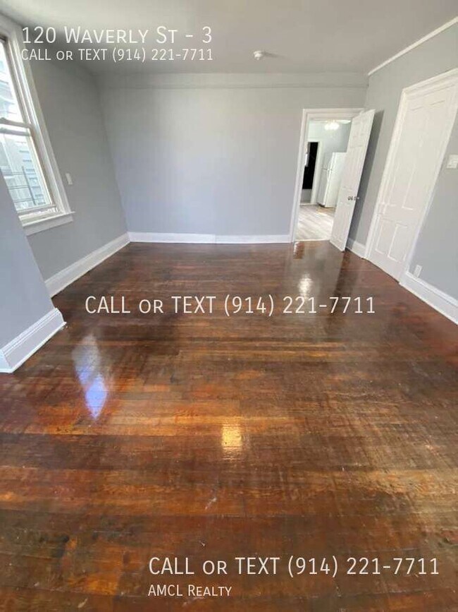 Building Photo - 120 Waverly St