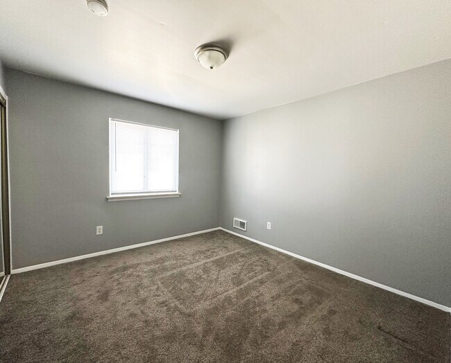 Building Photo - 30486 Townley St