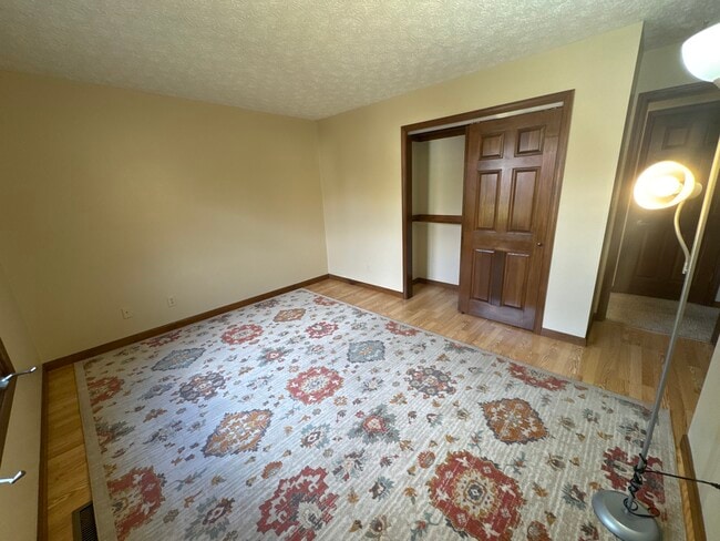 Building Photo - 9229 Westdrum Ct