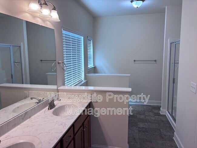Building Photo - 76 Deep Clay Cir