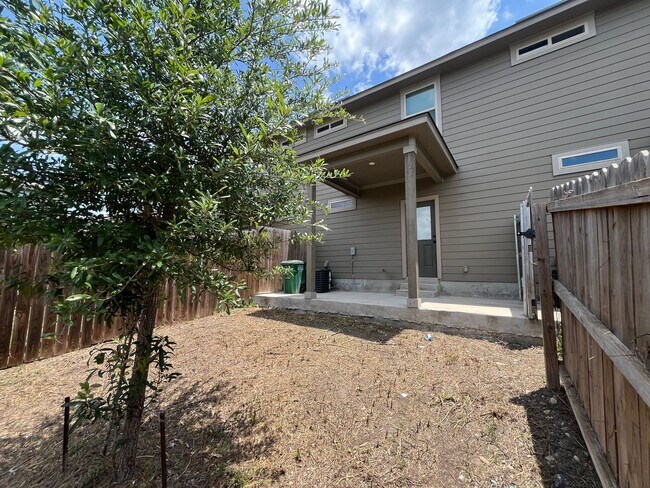 Building Photo - 6515 Marcel Wy