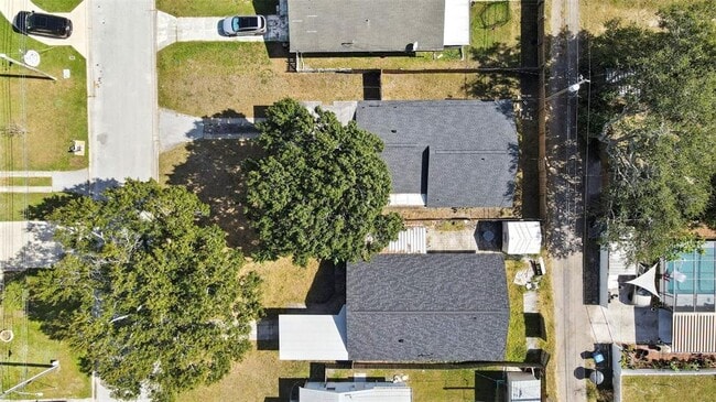 Building Photo - 766 91st Ave N