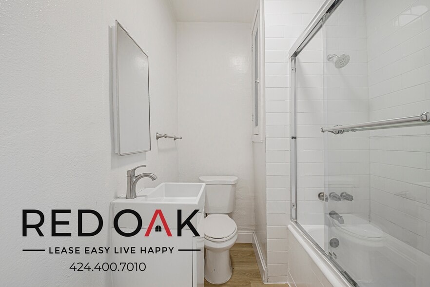 Building Photo - 4348 Lockwood Ave